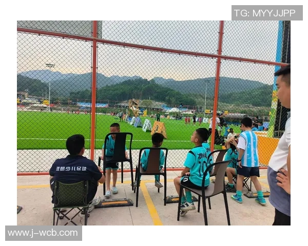 足球的魅力与激情探索足球运动的历史与文化传承